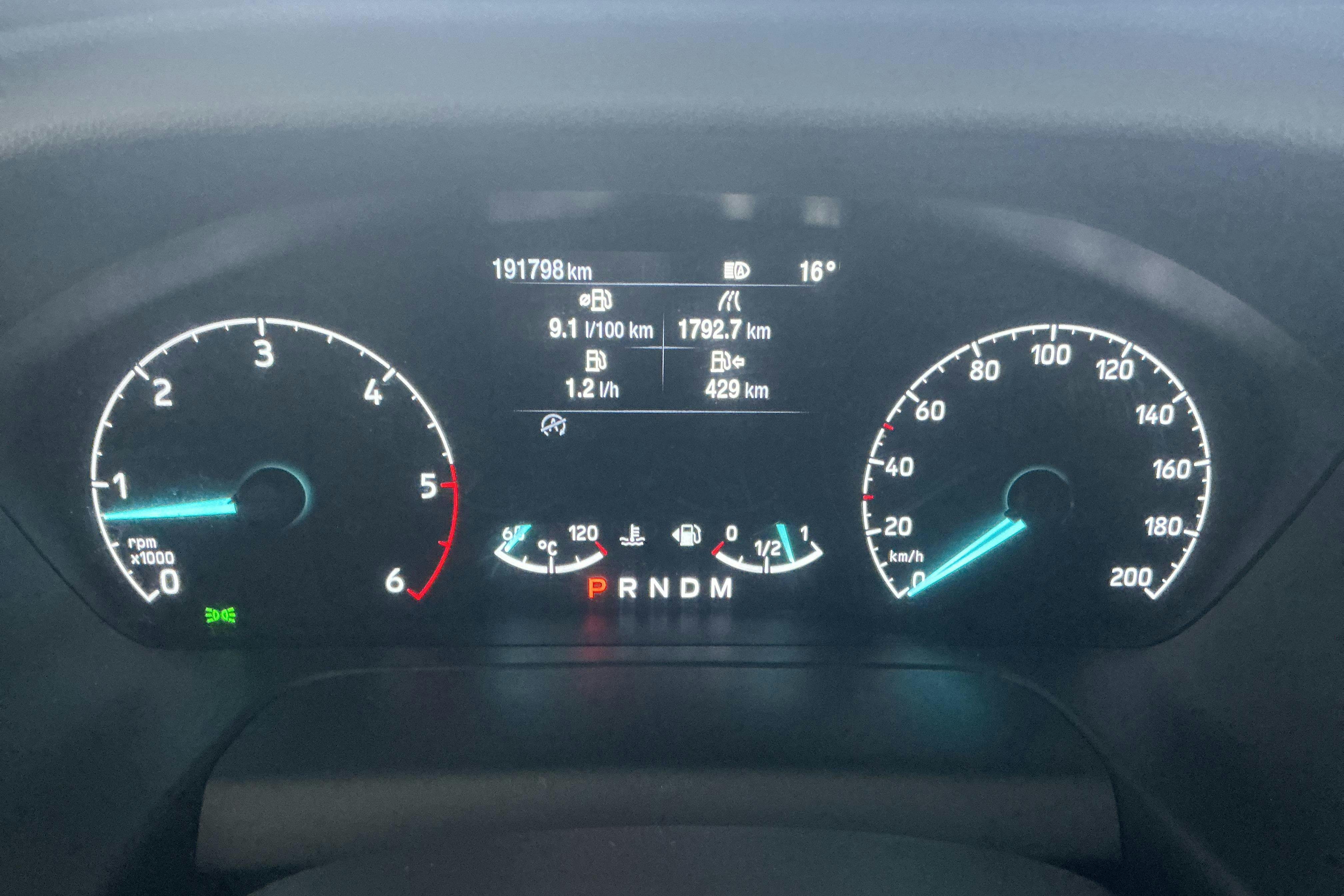 Vehicle Image 10