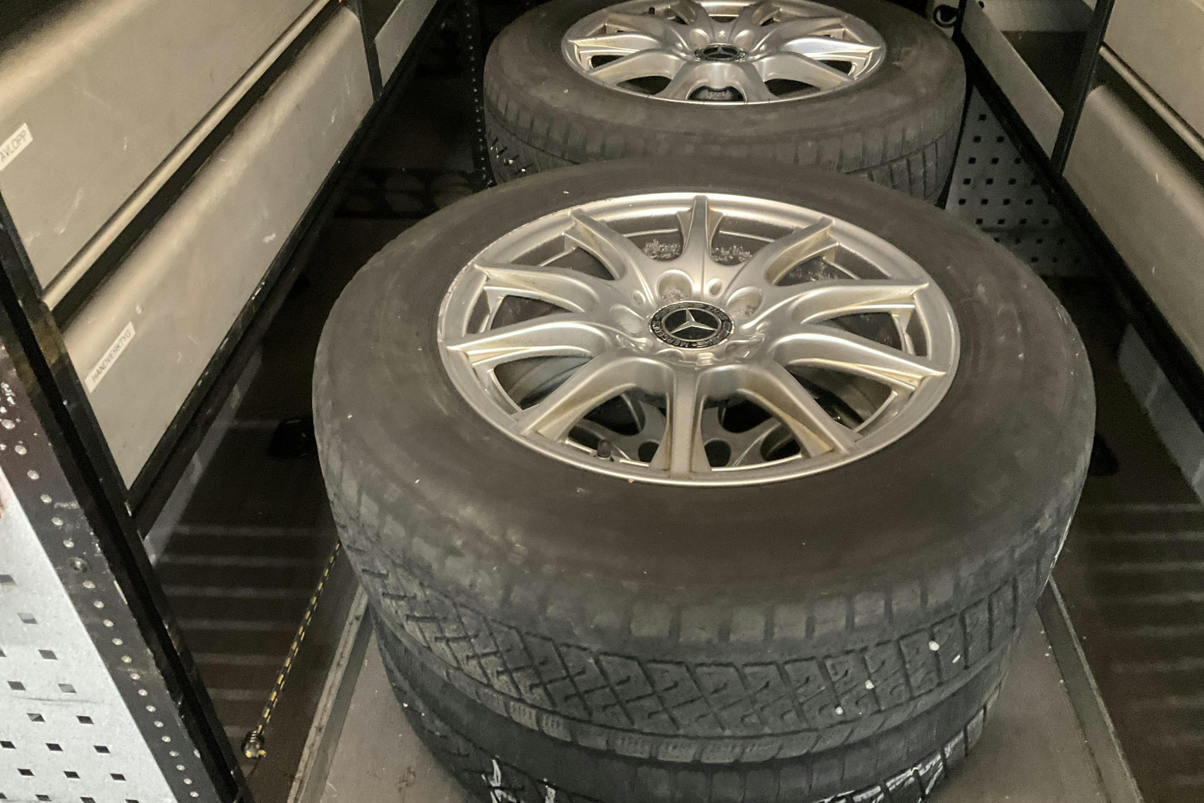 Vehicle Image 11