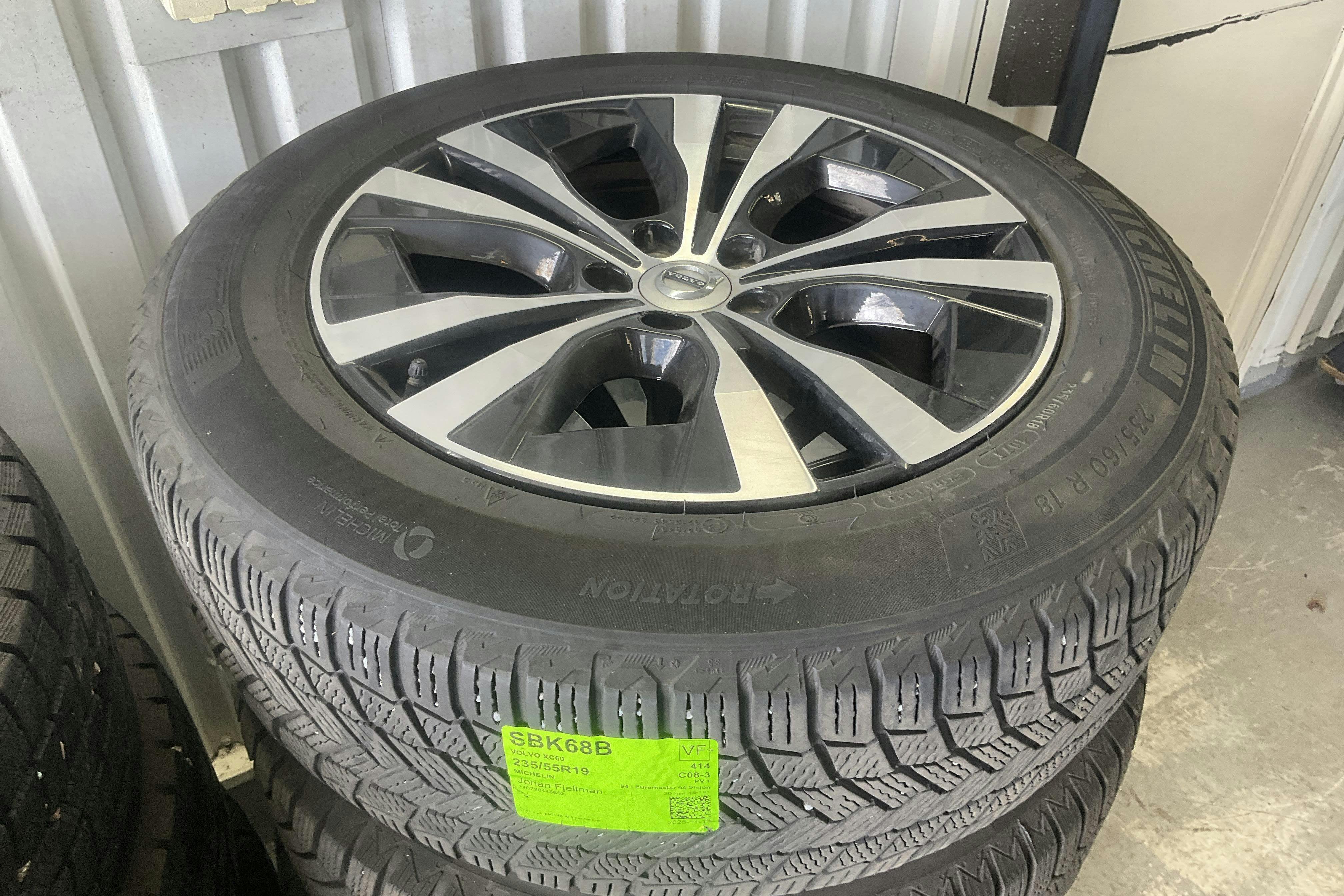 Vehicle Image 18