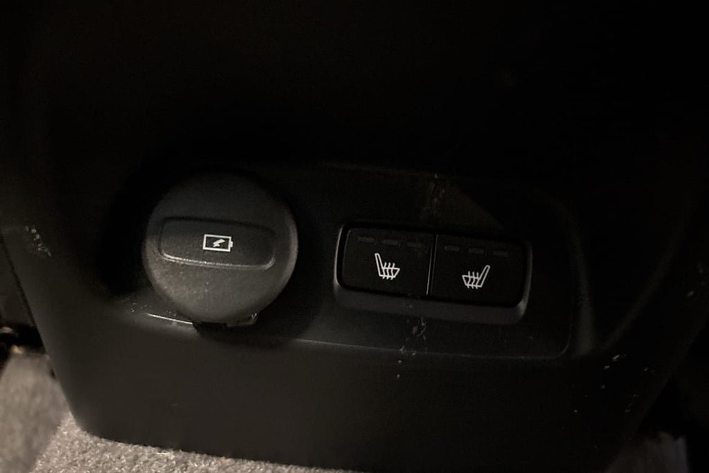 Vehicle Image 26
