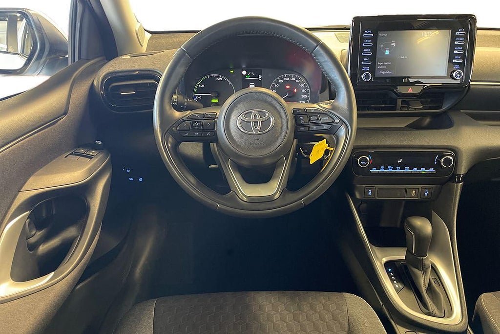 Vehicle Image 11