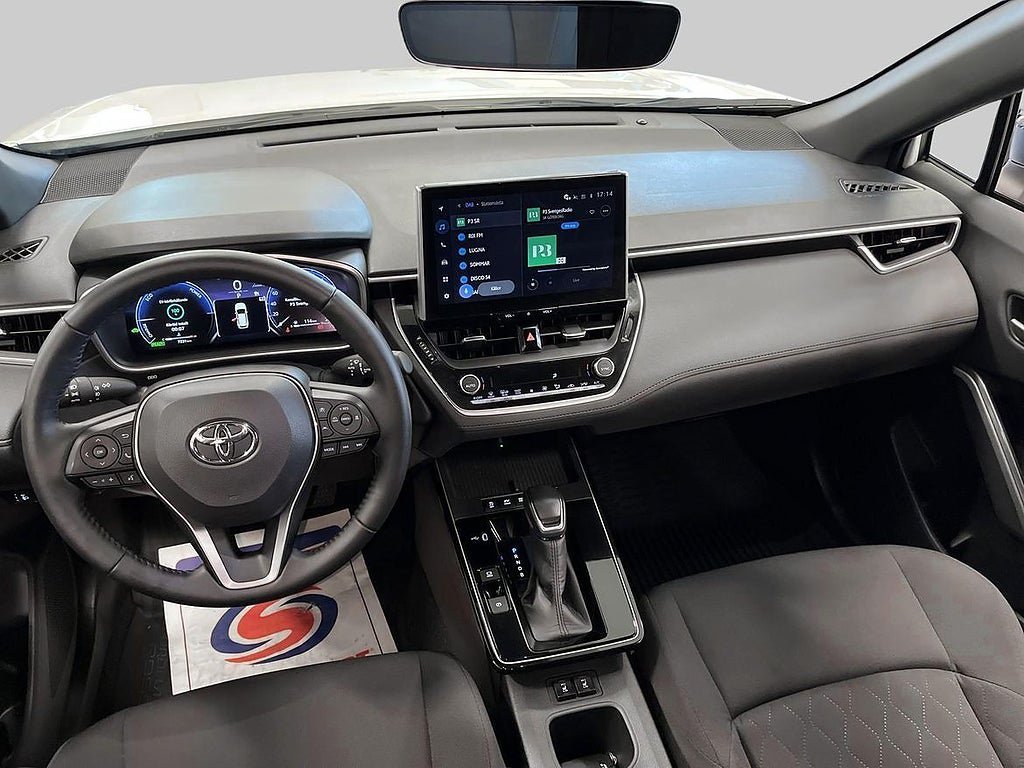 Vehicle Image 11