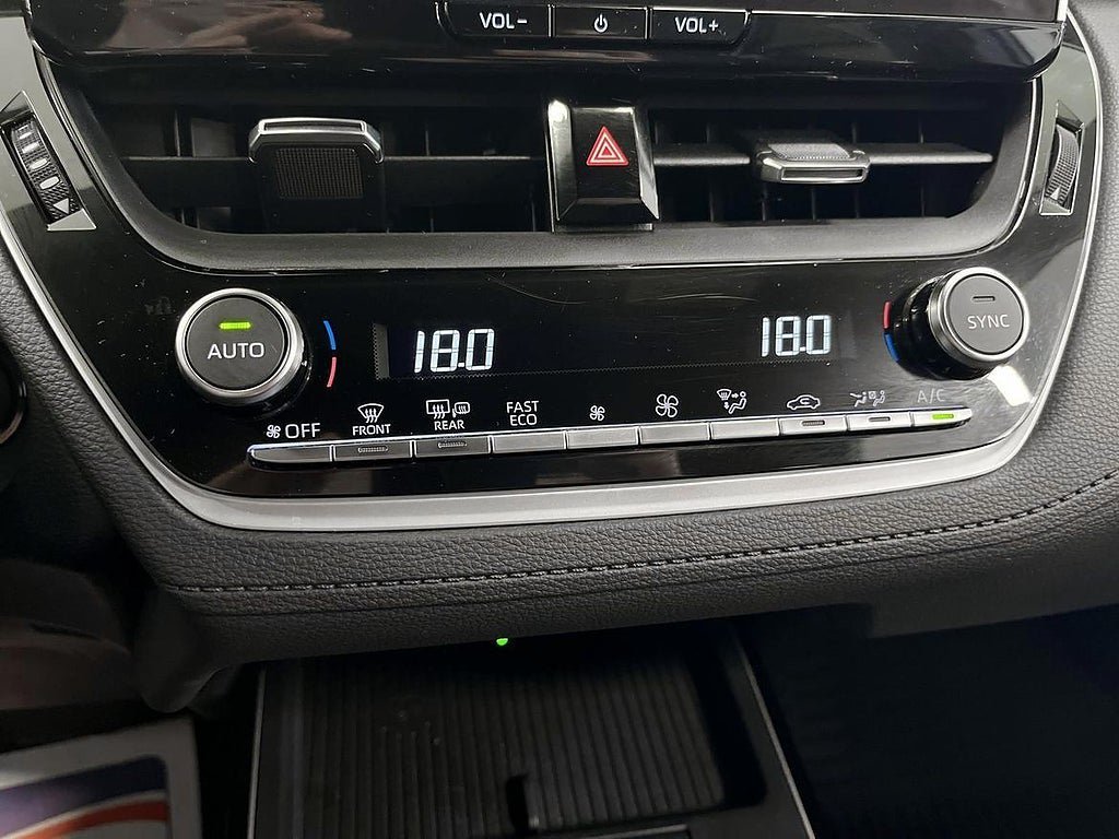 Vehicle Image 19