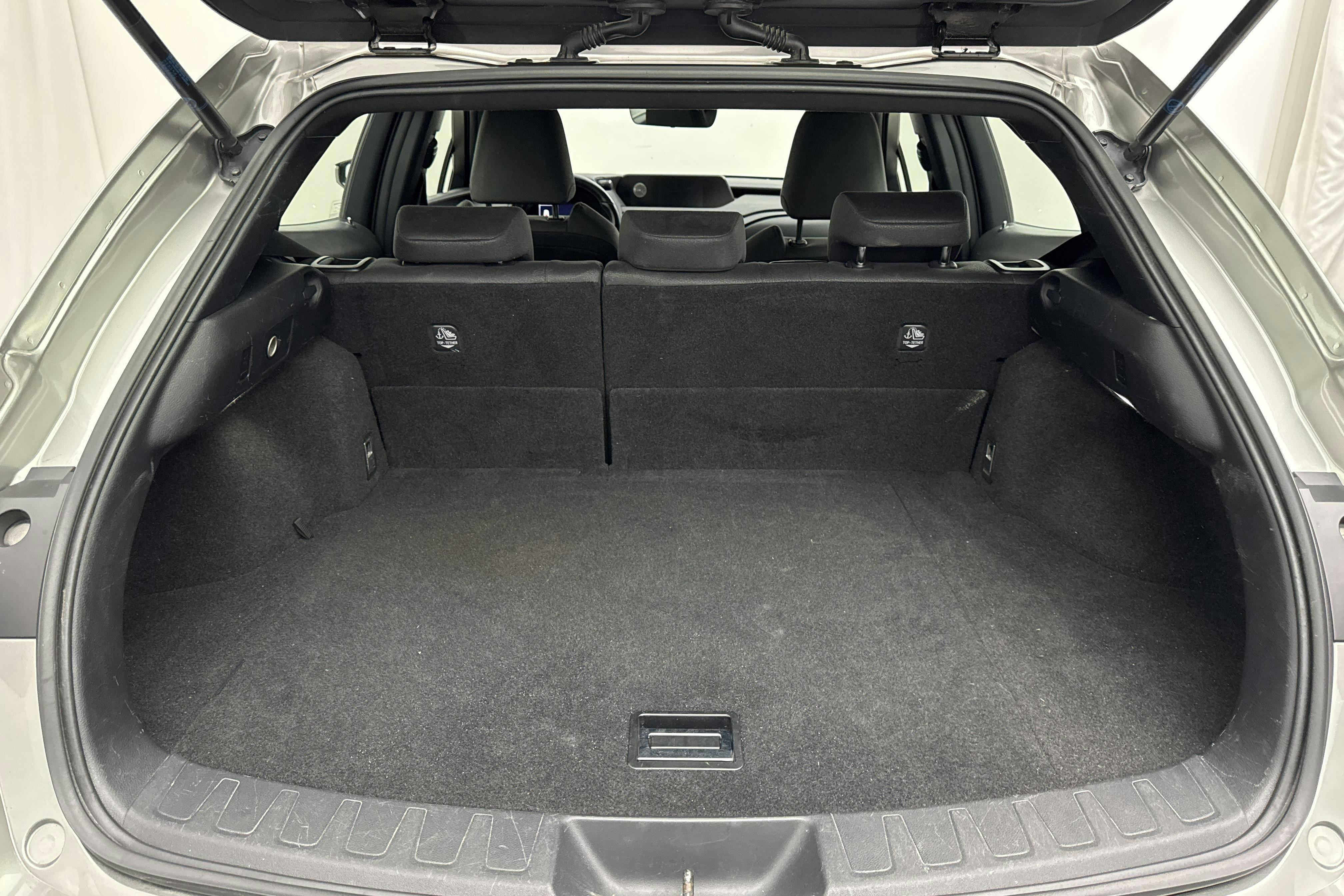 Vehicle Image 9
