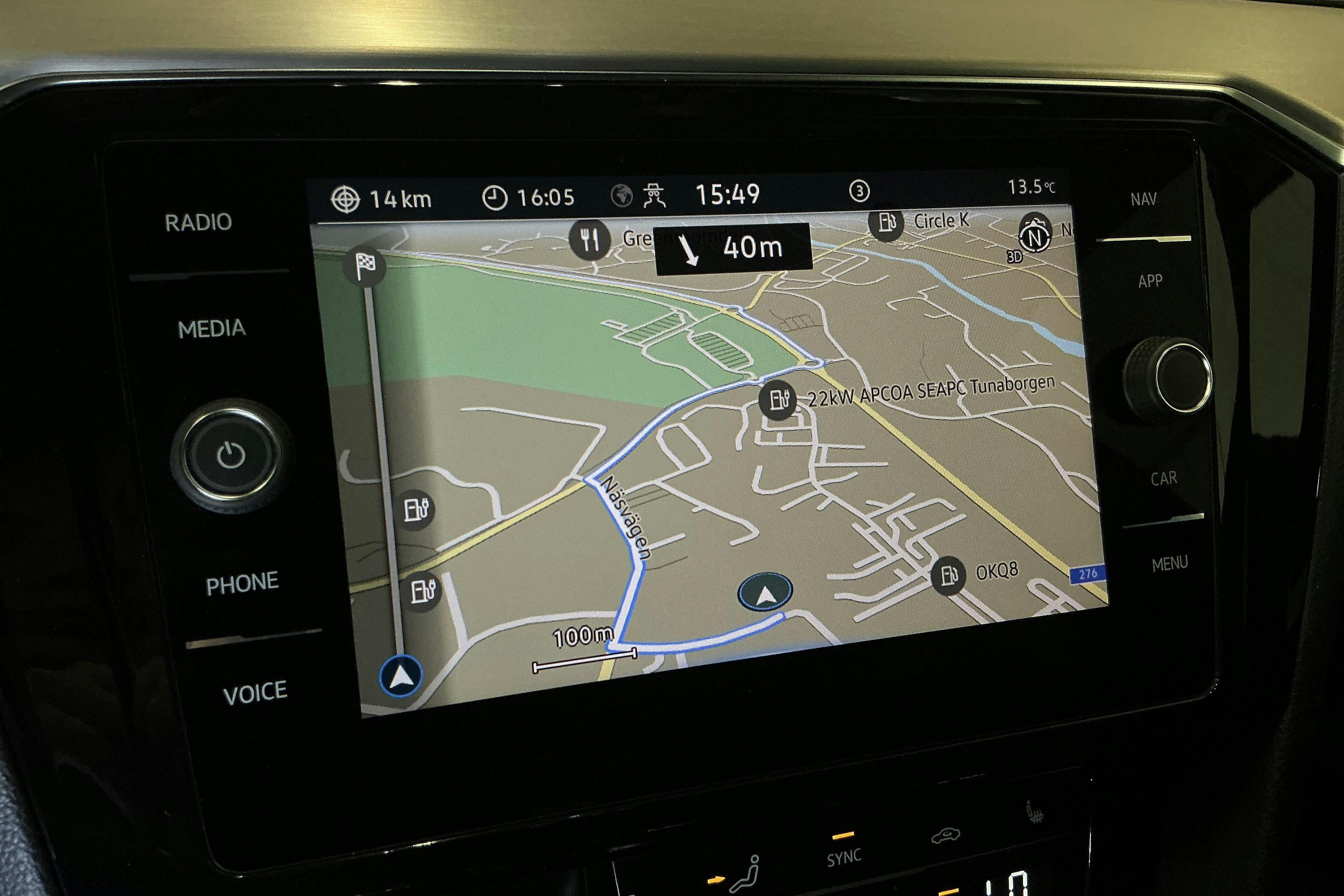 Vehicle Image 11
