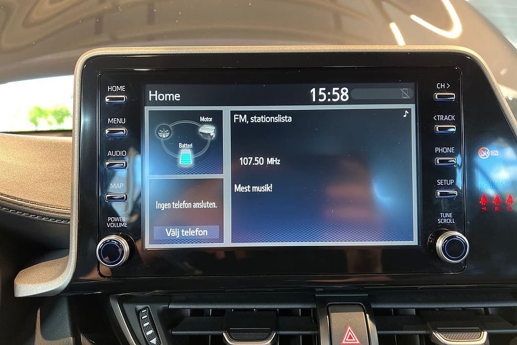 Vehicle Image 15