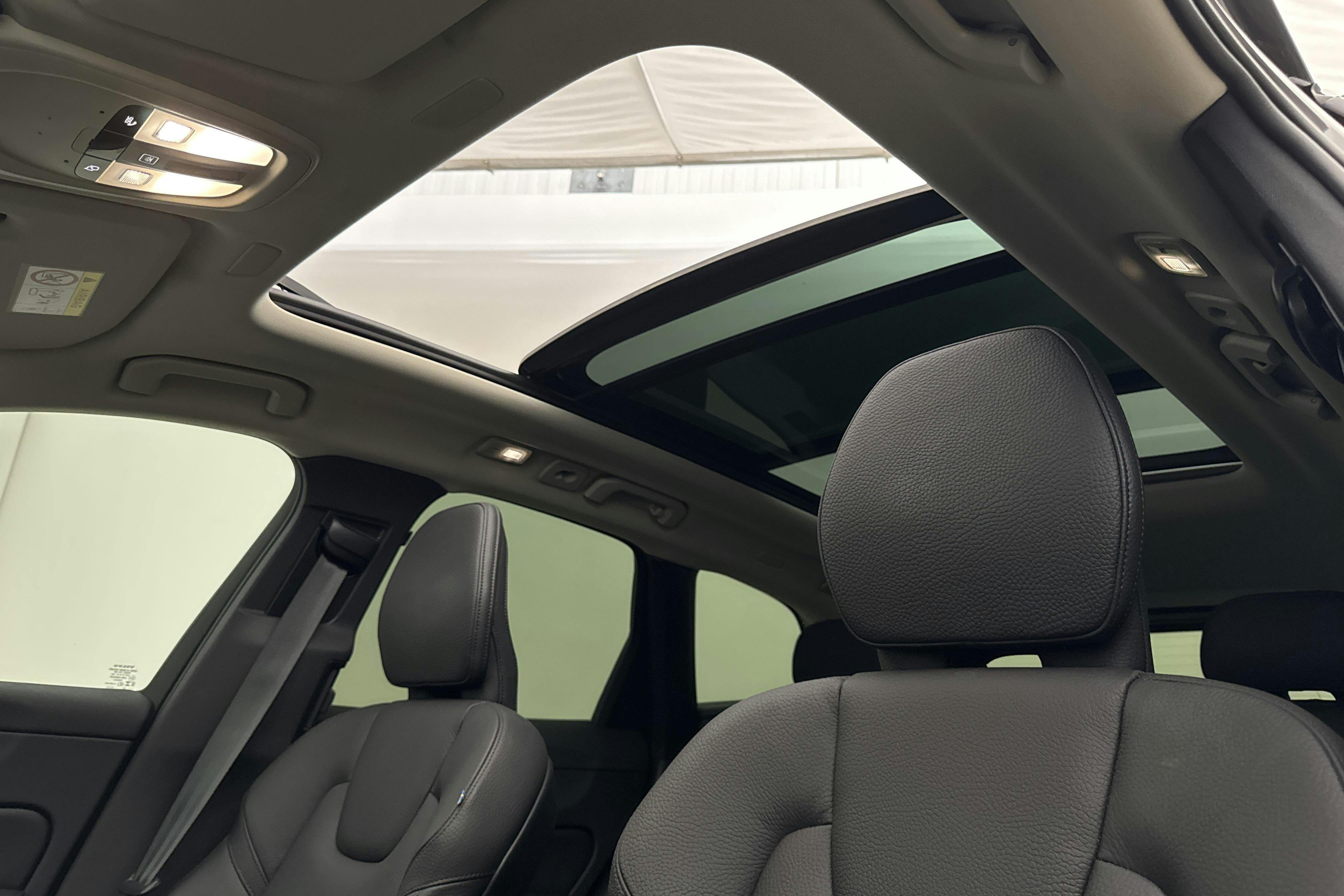 Vehicle Image 17