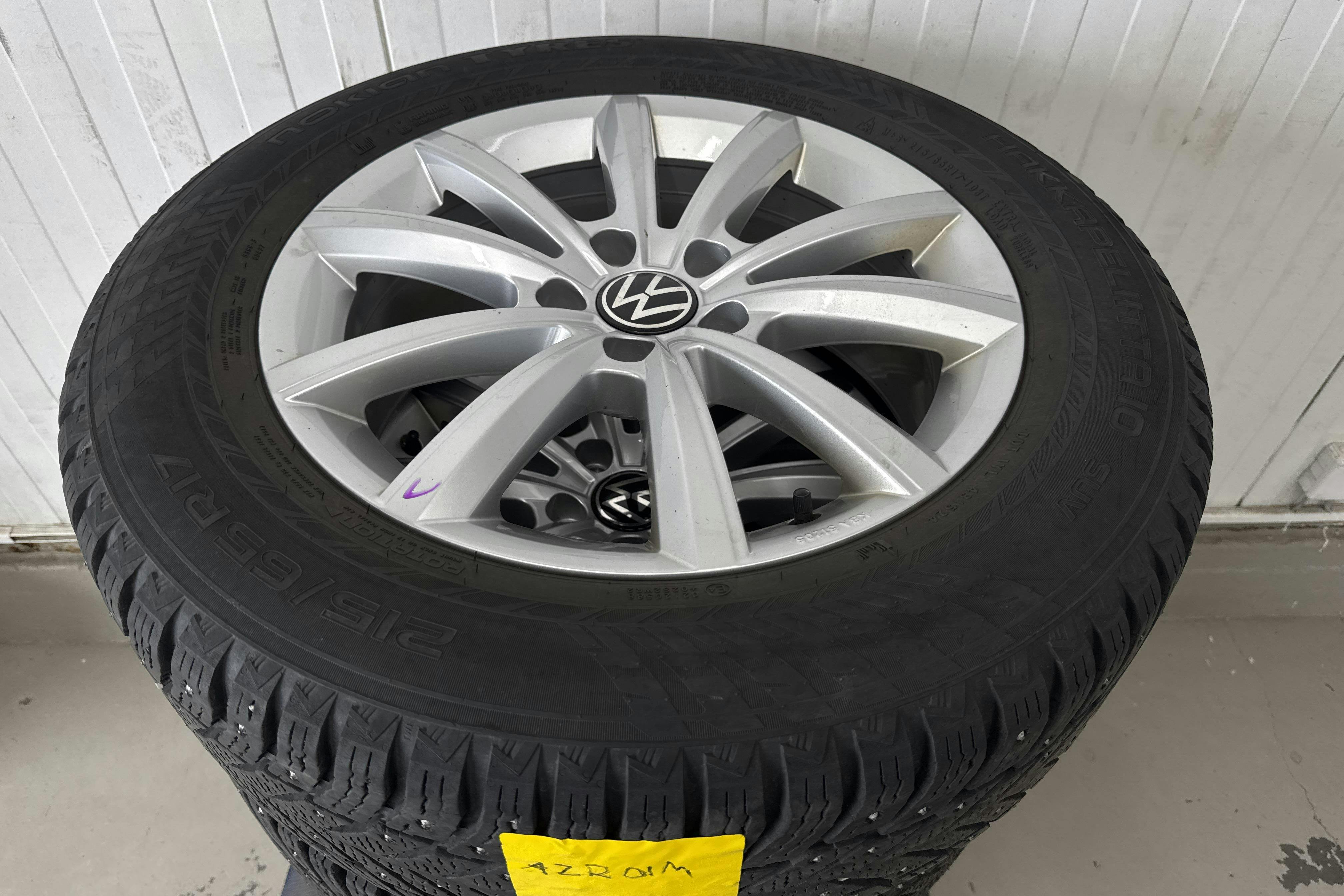 Vehicle Image 20