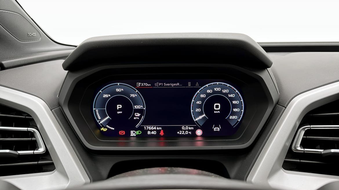 Vehicle Image 14