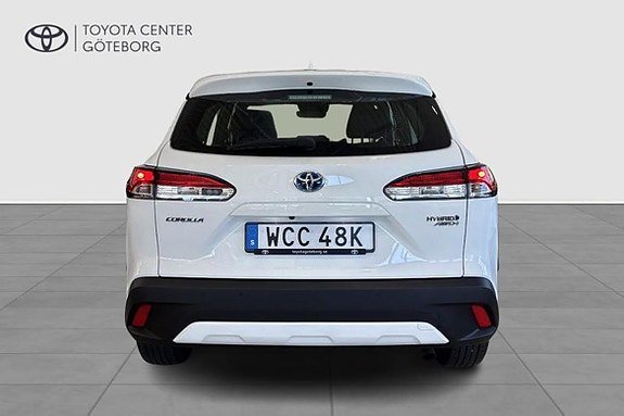 Vehicle Image 6