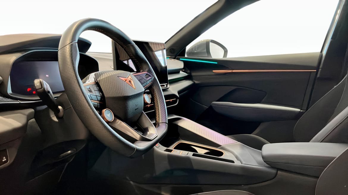 Vehicle Image 7