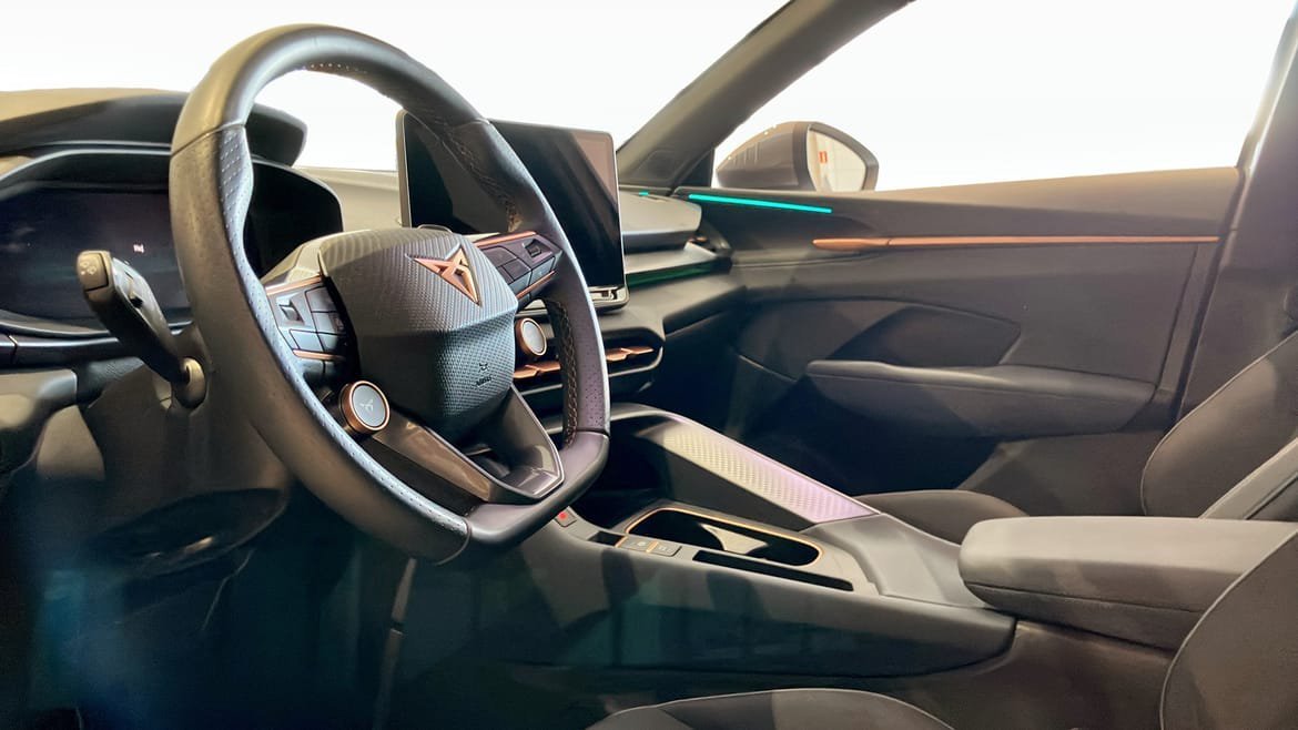 Vehicle Image 7