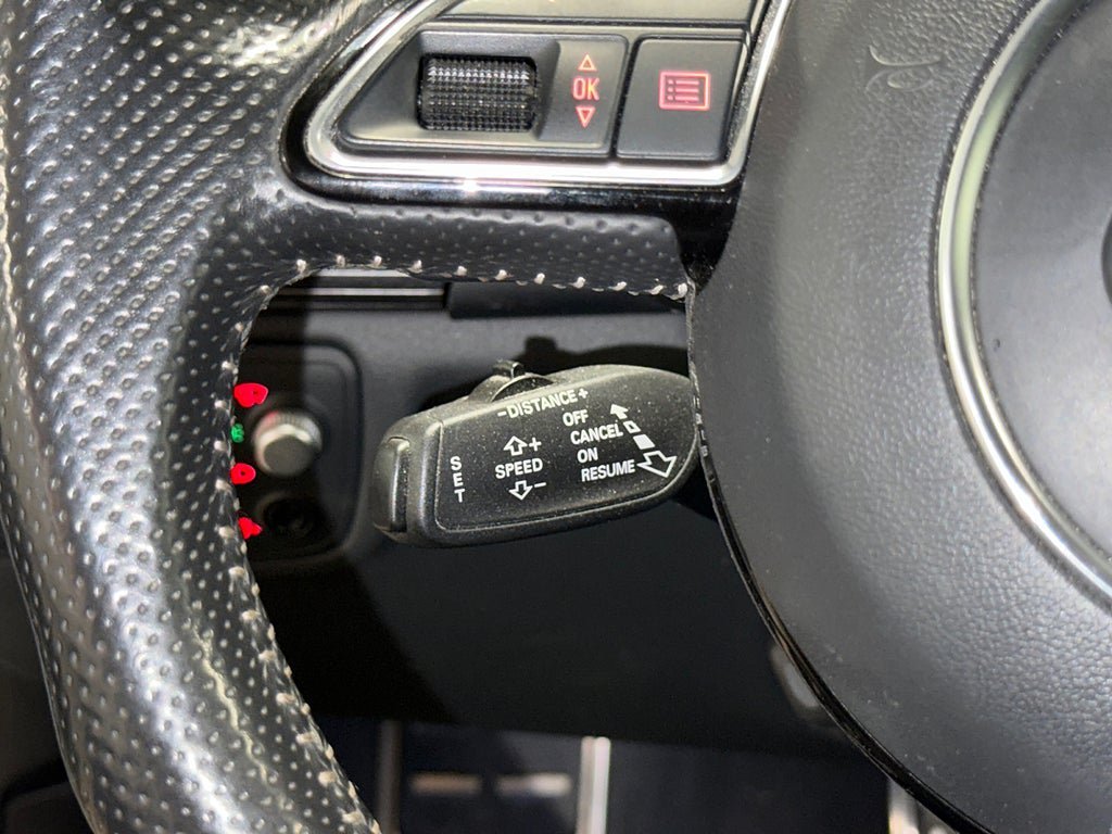 Vehicle Image 23