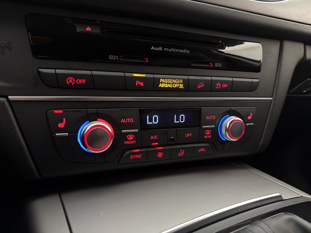 Vehicle Image 26