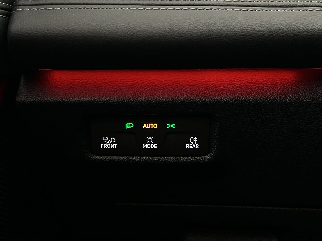 Vehicle Image 38