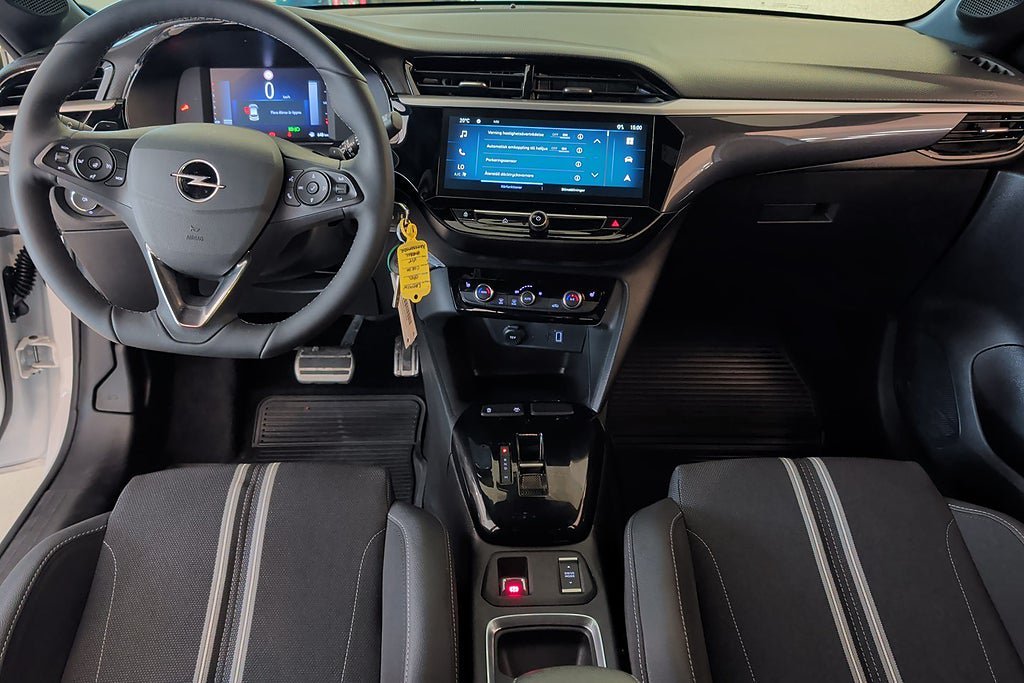 Vehicle Image 13