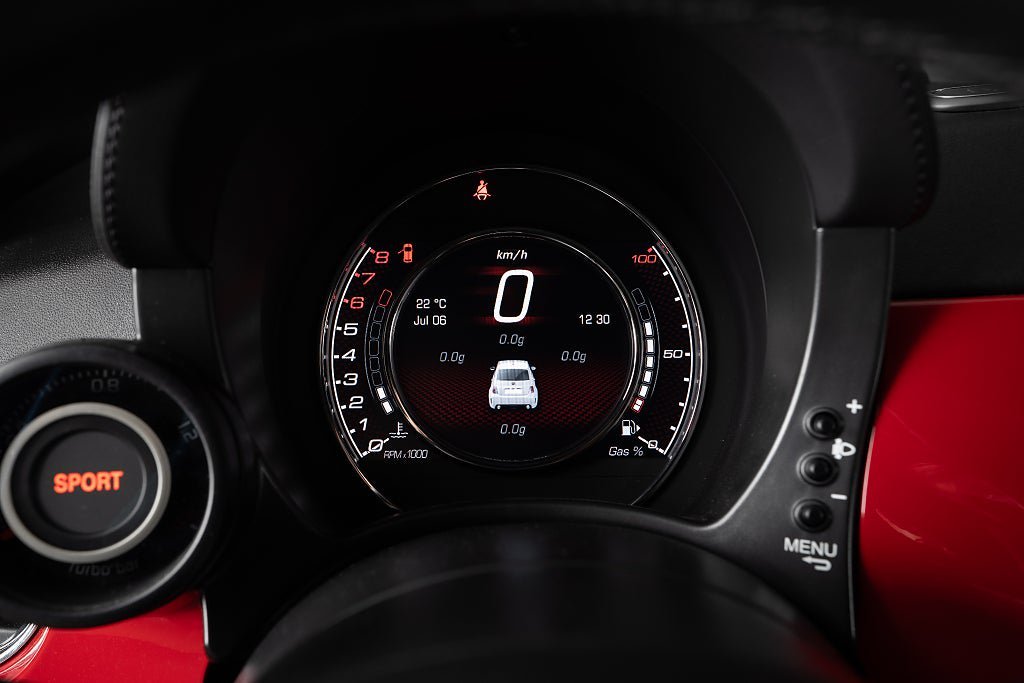 Vehicle Image 8
