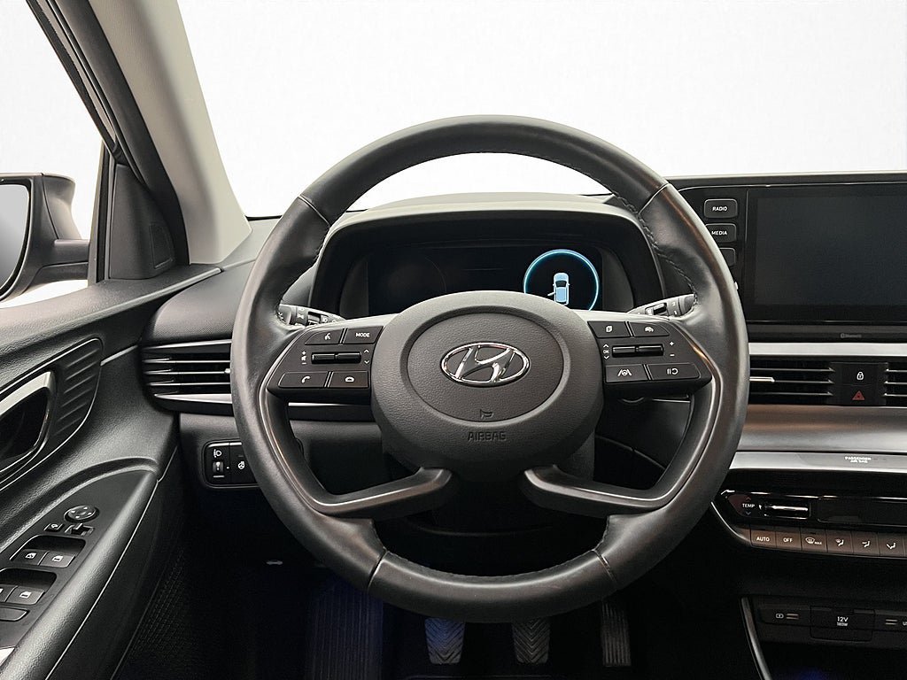 Vehicle Image 19