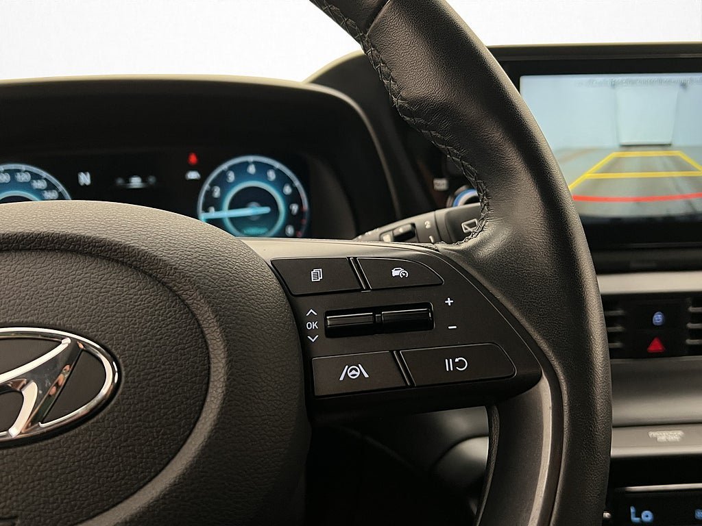 Vehicle Image 26