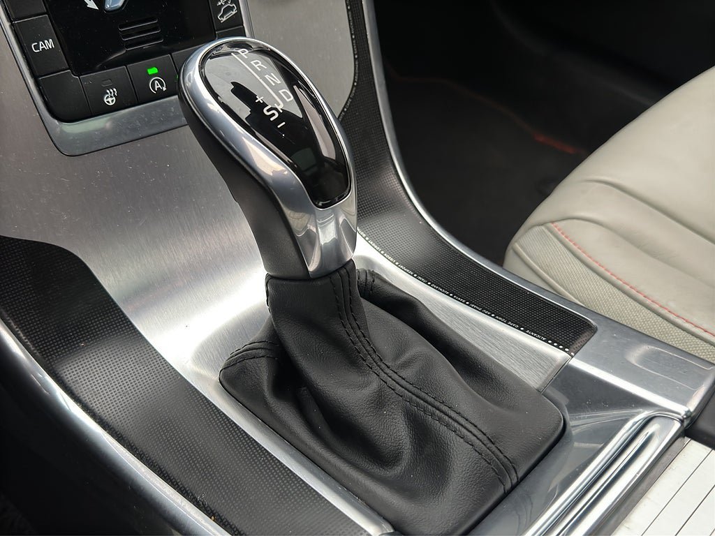 Vehicle Image 29