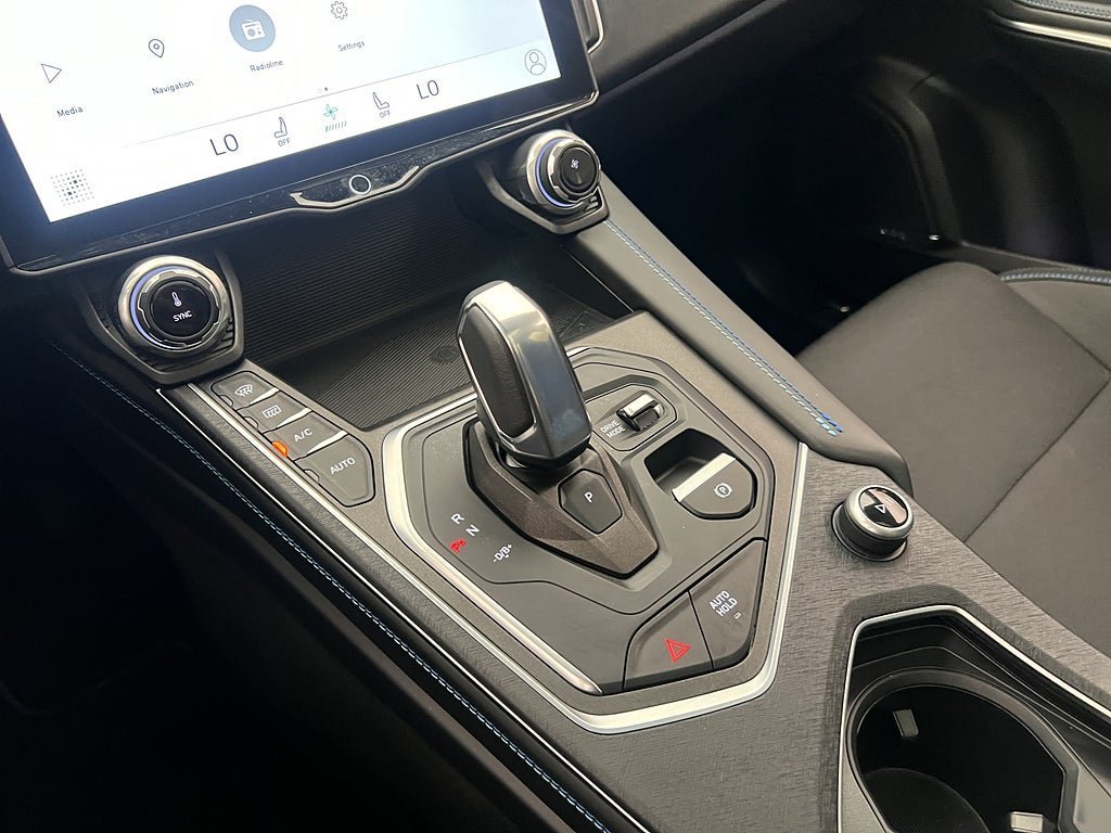 Vehicle Image 29