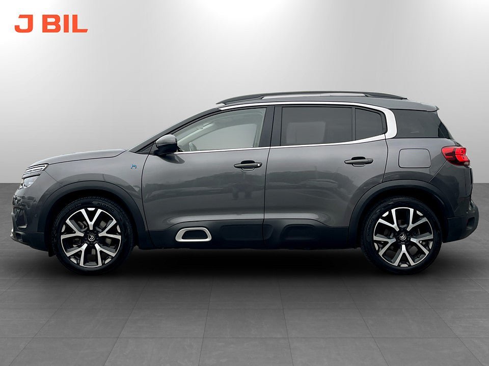 Vehicle Image 19