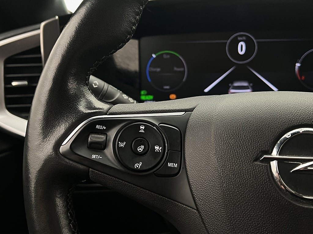 Vehicle Image 24