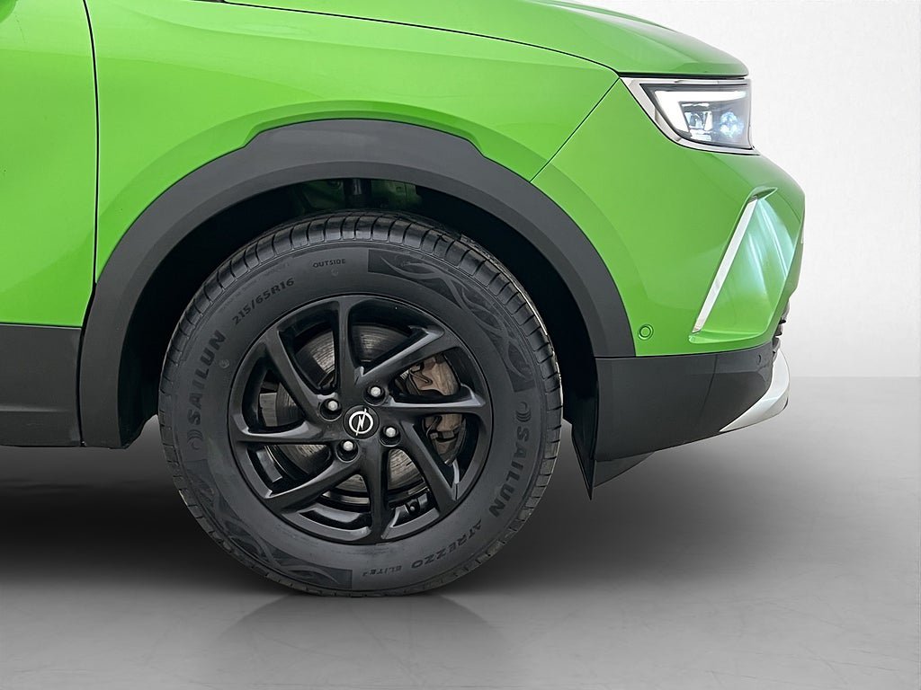 Vehicle Image 30