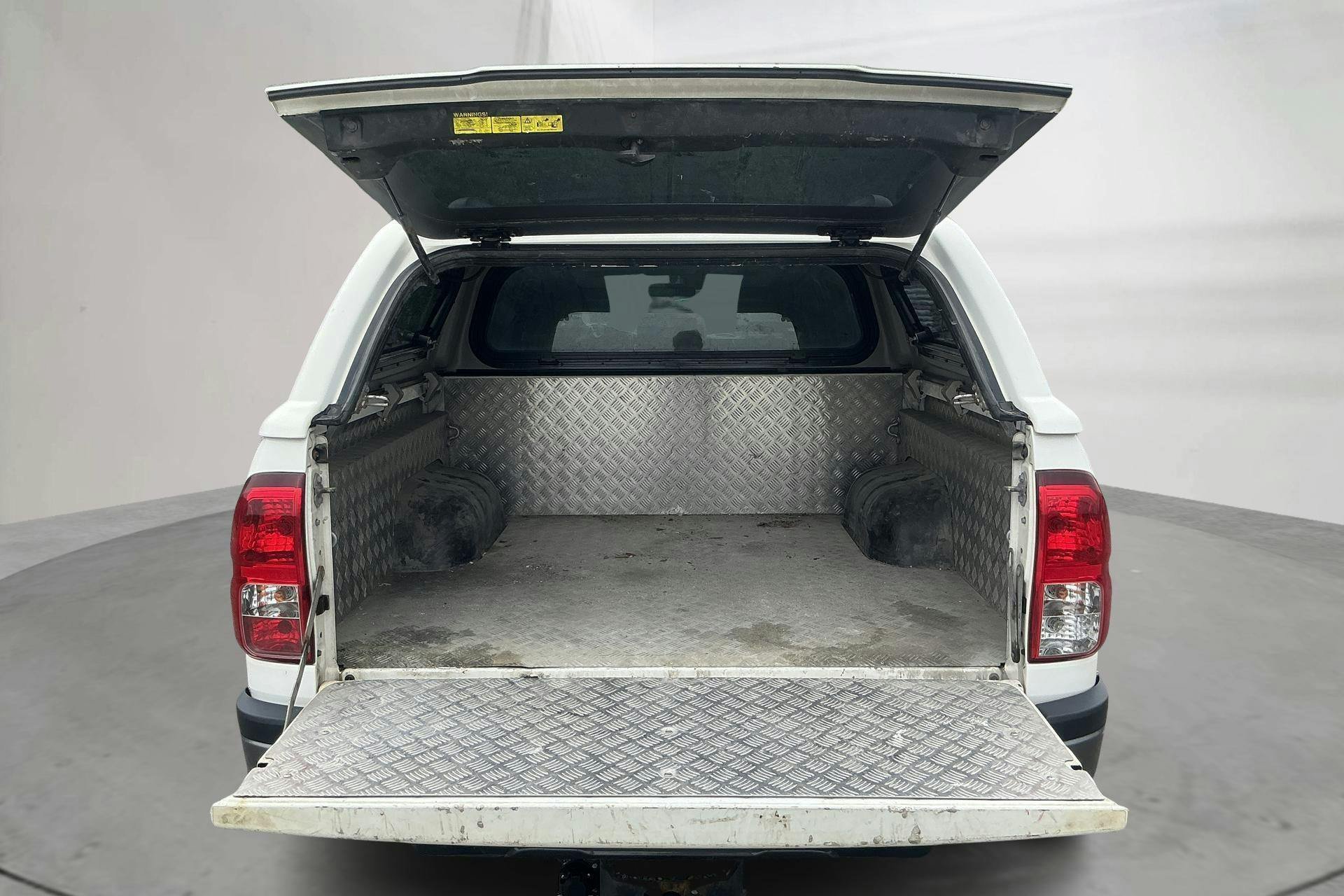Vehicle Image 9
