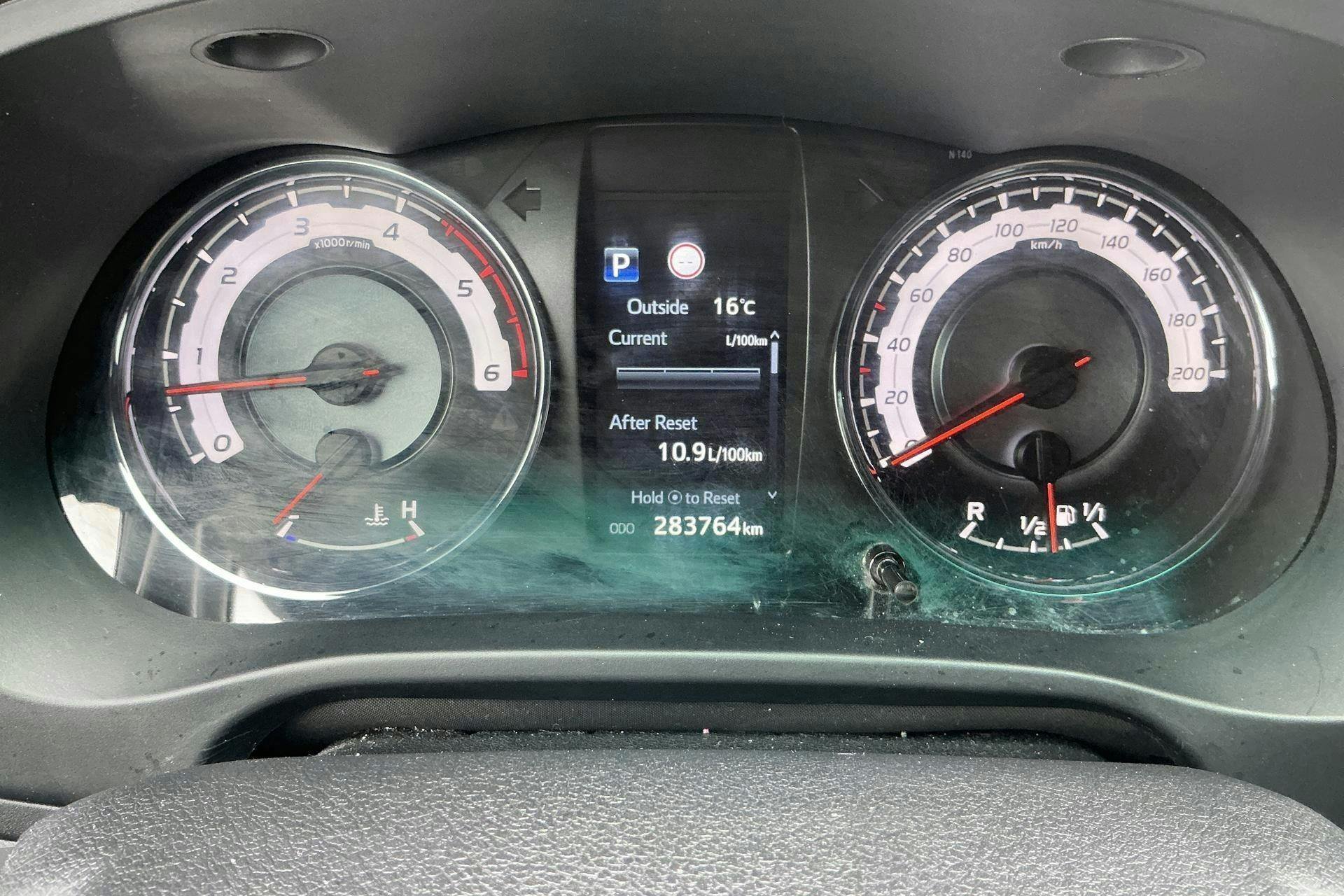 Vehicle Image 10