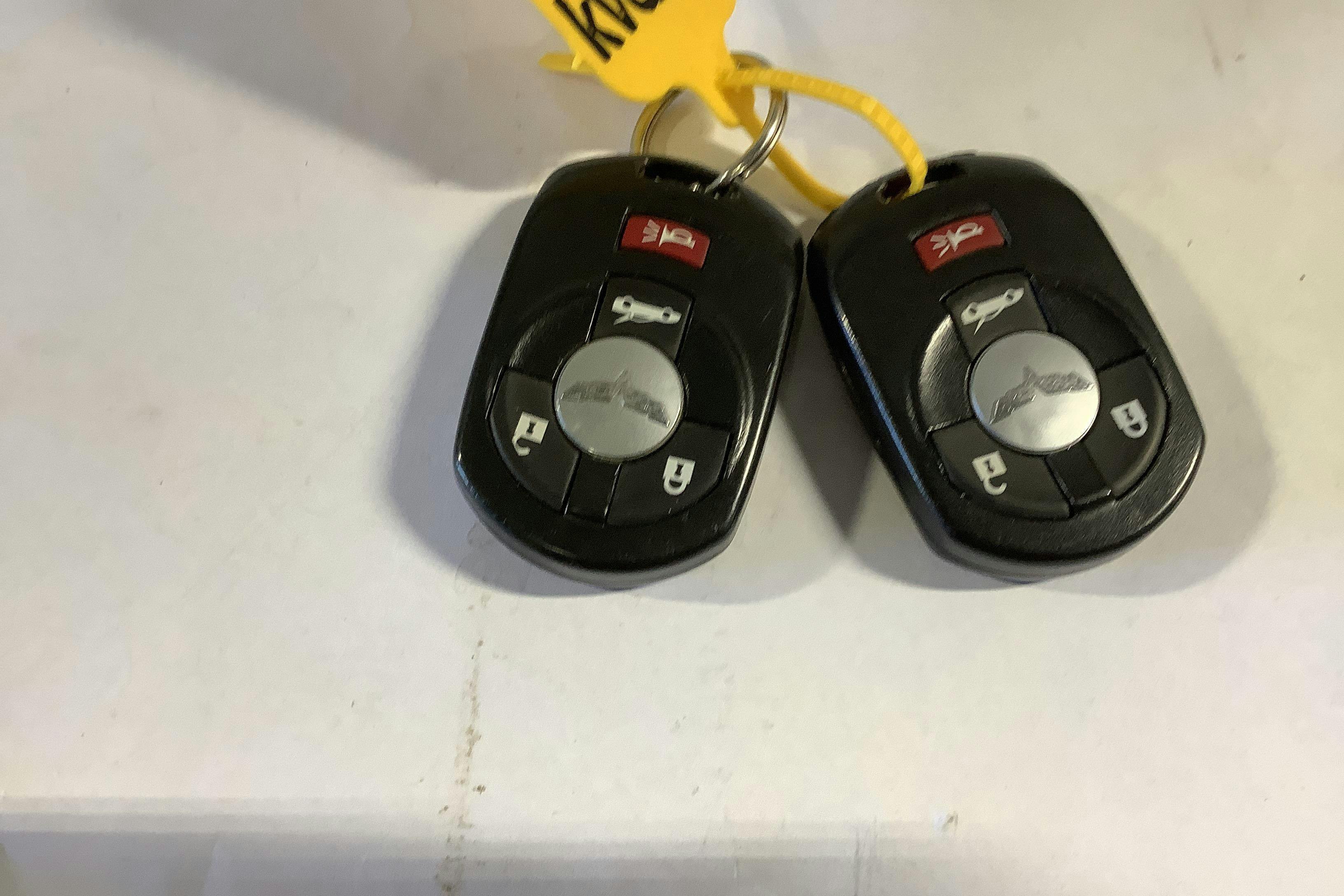 Vehicle Image 16