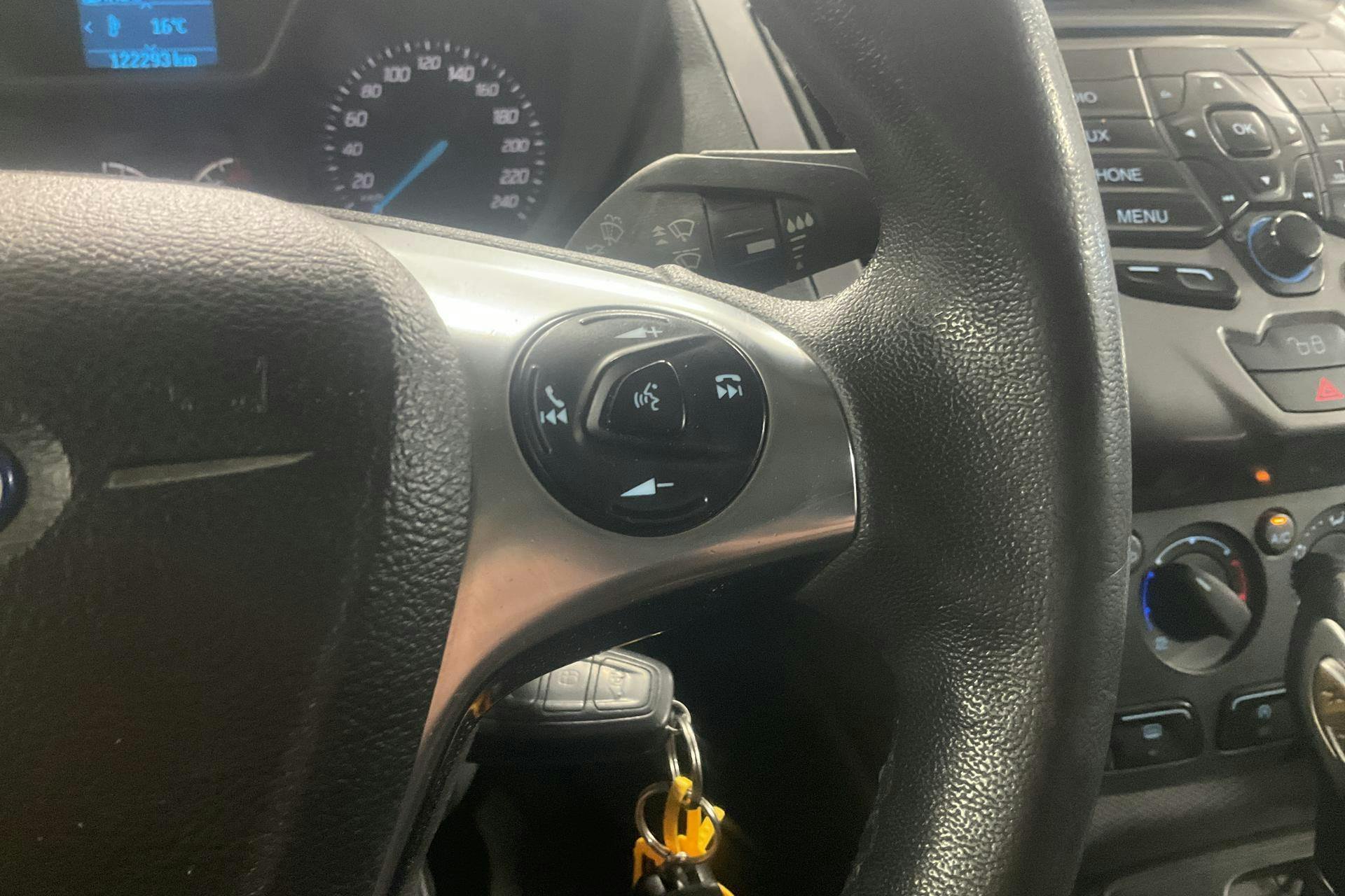 Vehicle Image 16