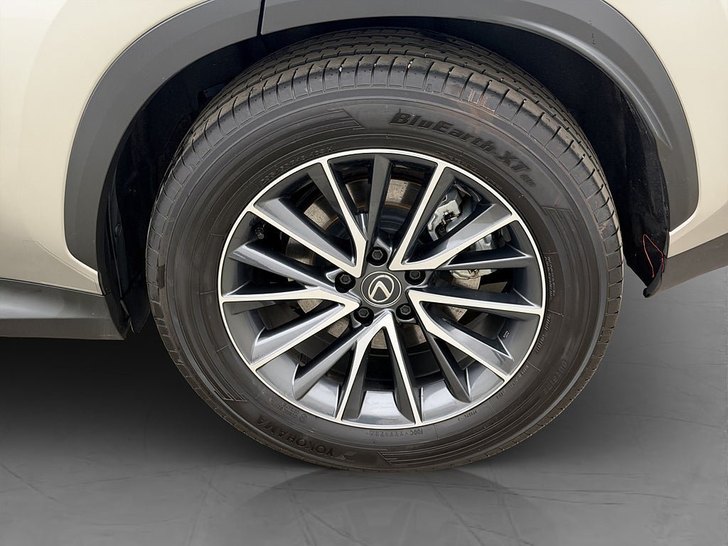 Vehicle Image 31