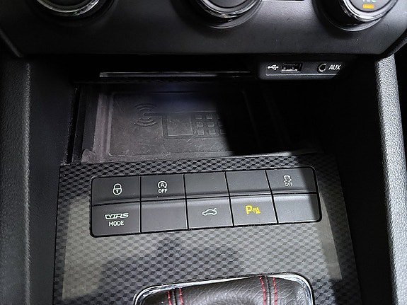 Vehicle Image 29