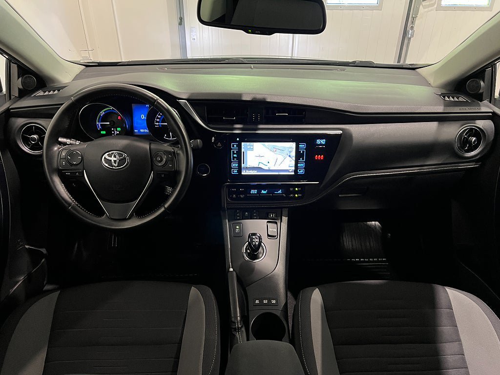Vehicle Image 14