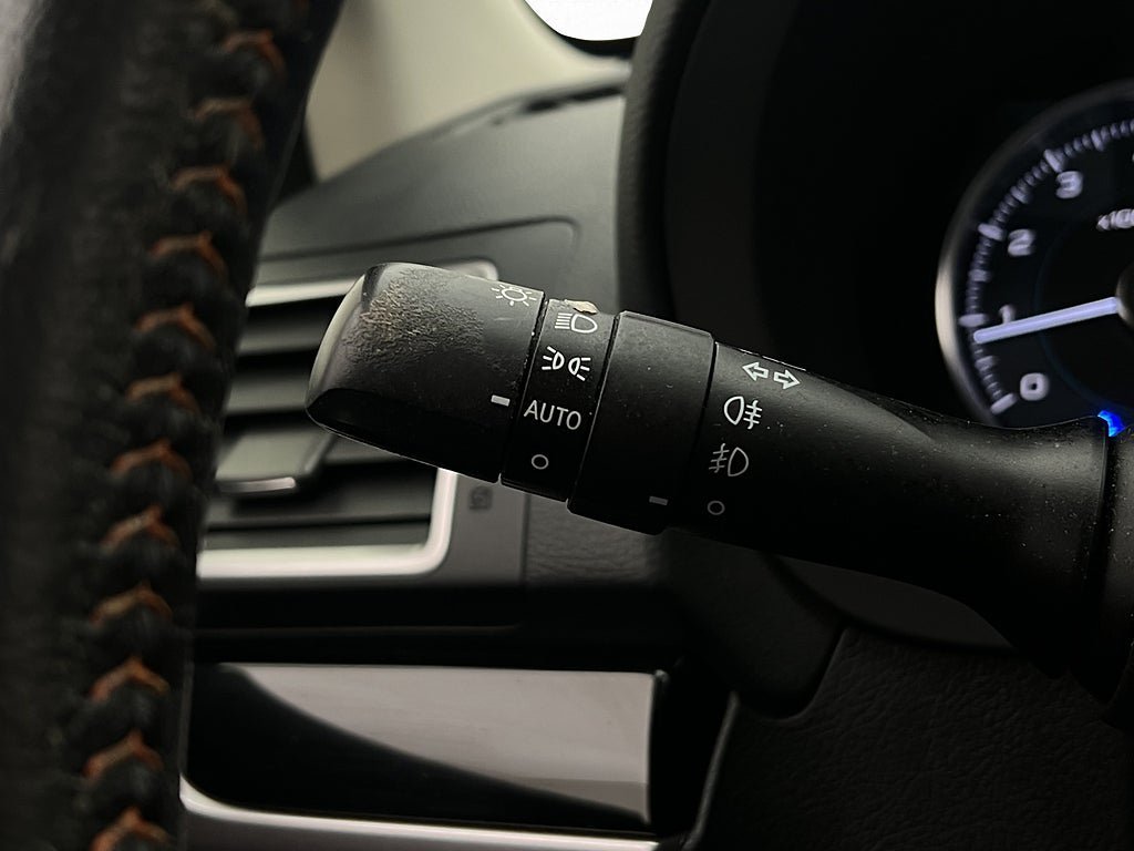 Vehicle Image 28