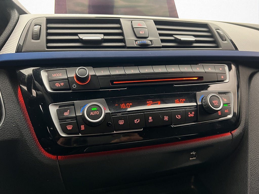 Vehicle Image 29