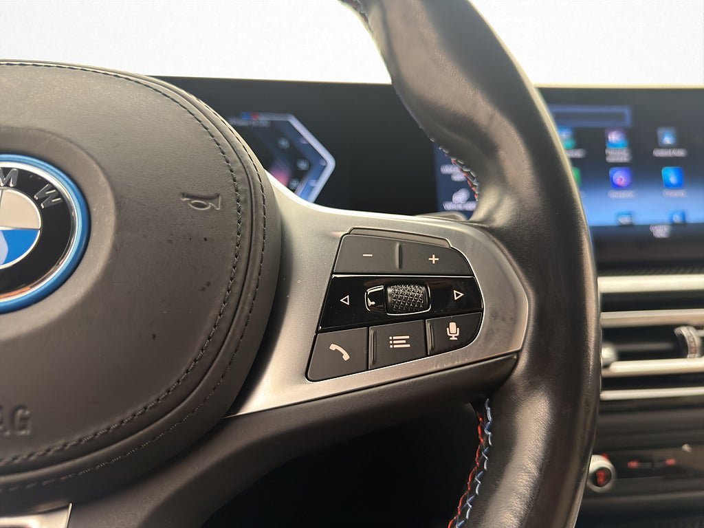 Vehicle Image 27