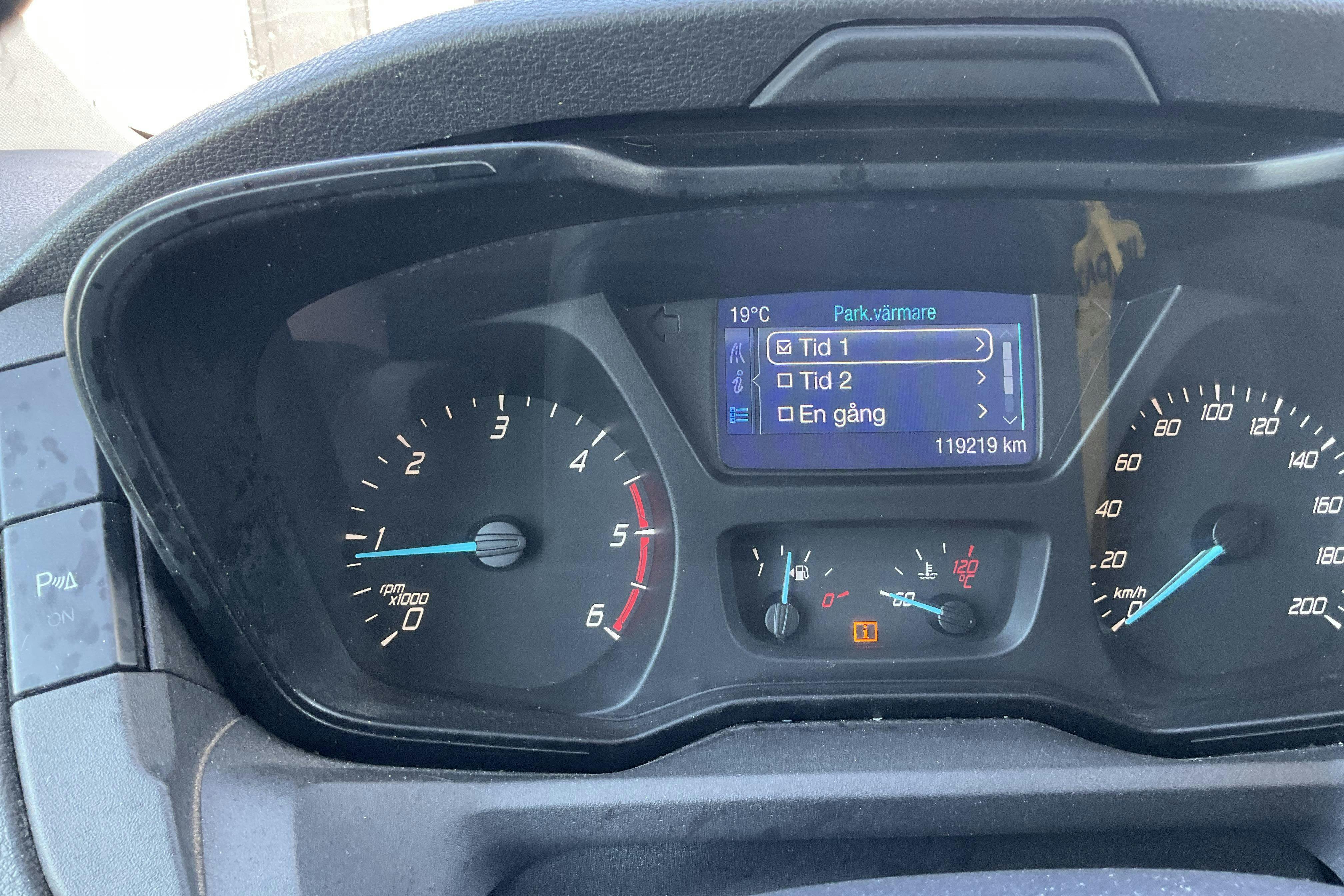 Vehicle Image 13
