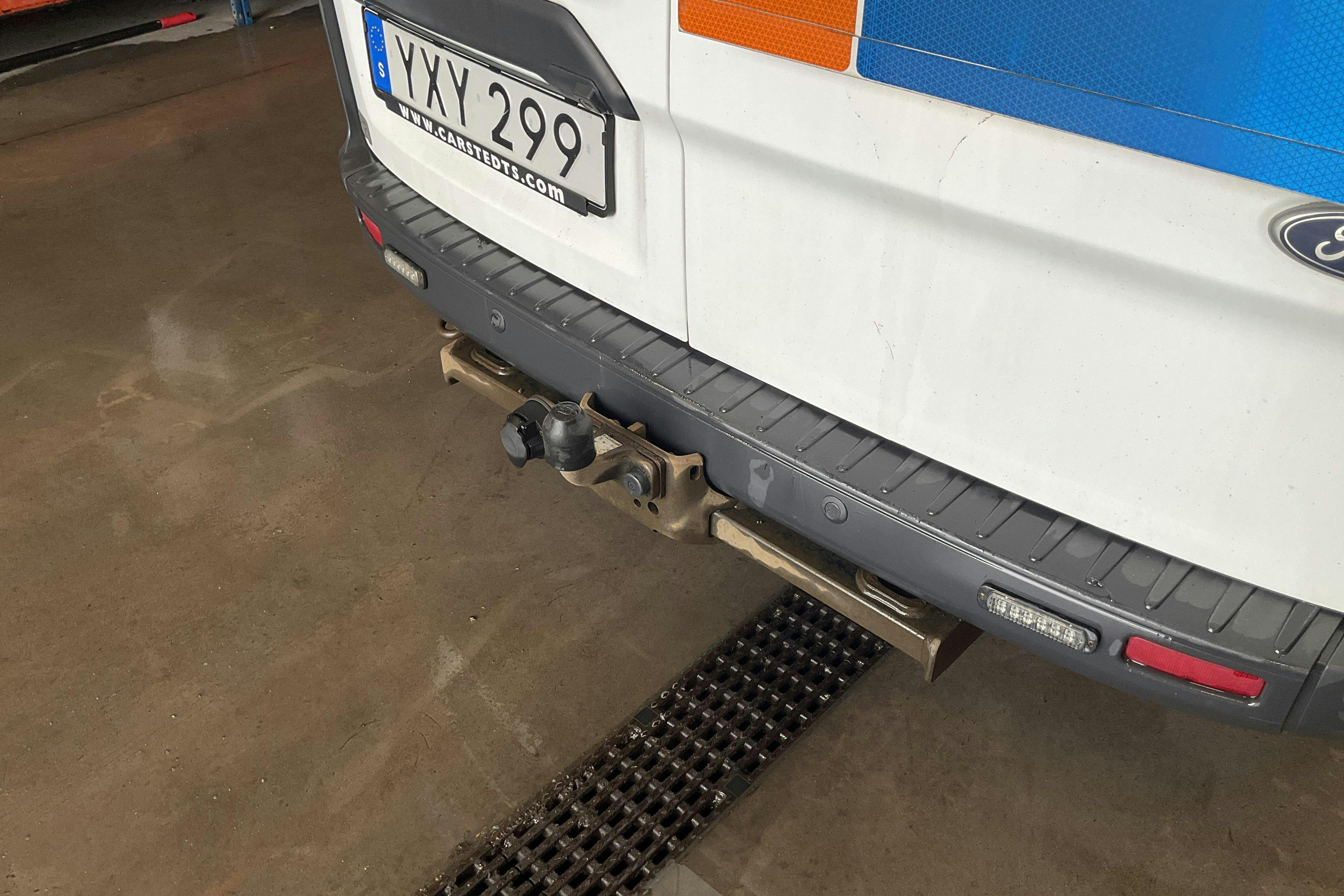 Vehicle Image 15