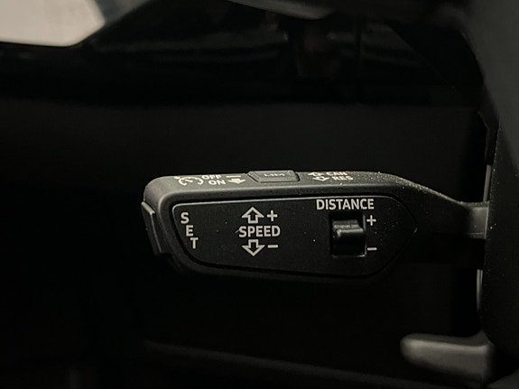 Vehicle Image 29