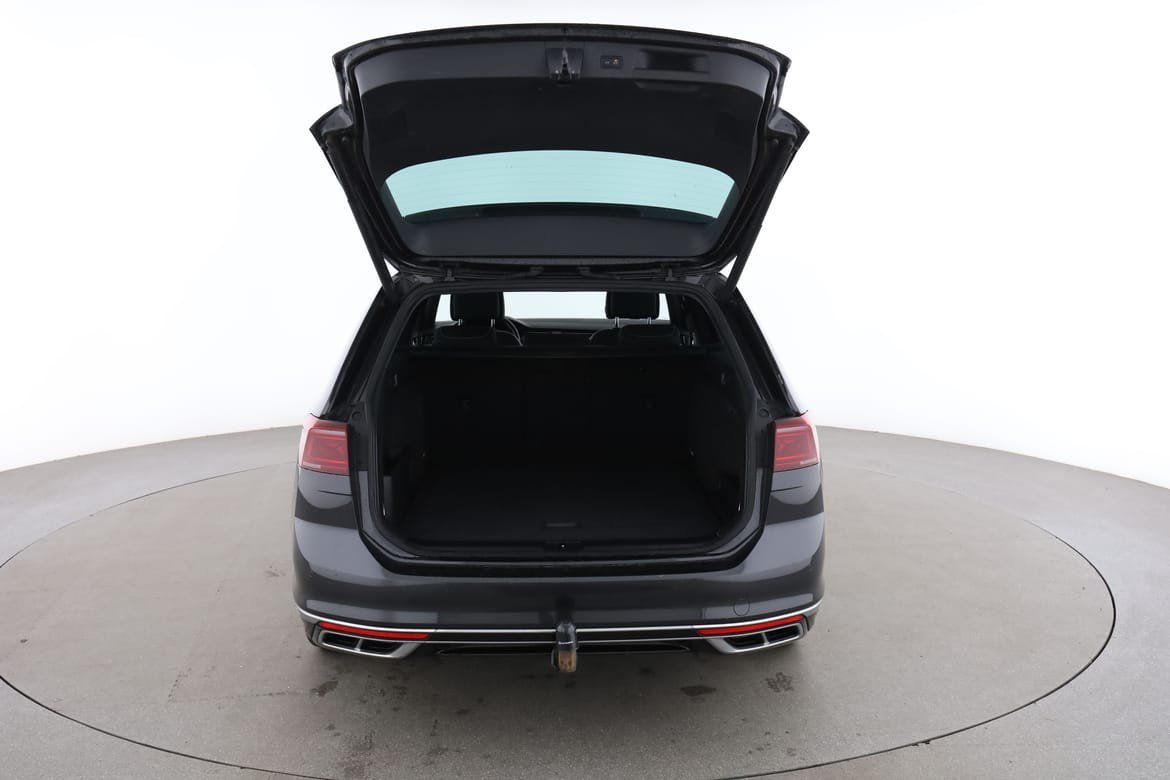 Vehicle Image 17