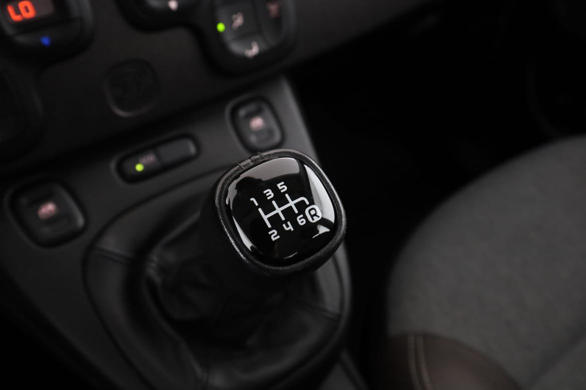 Vehicle Image 25