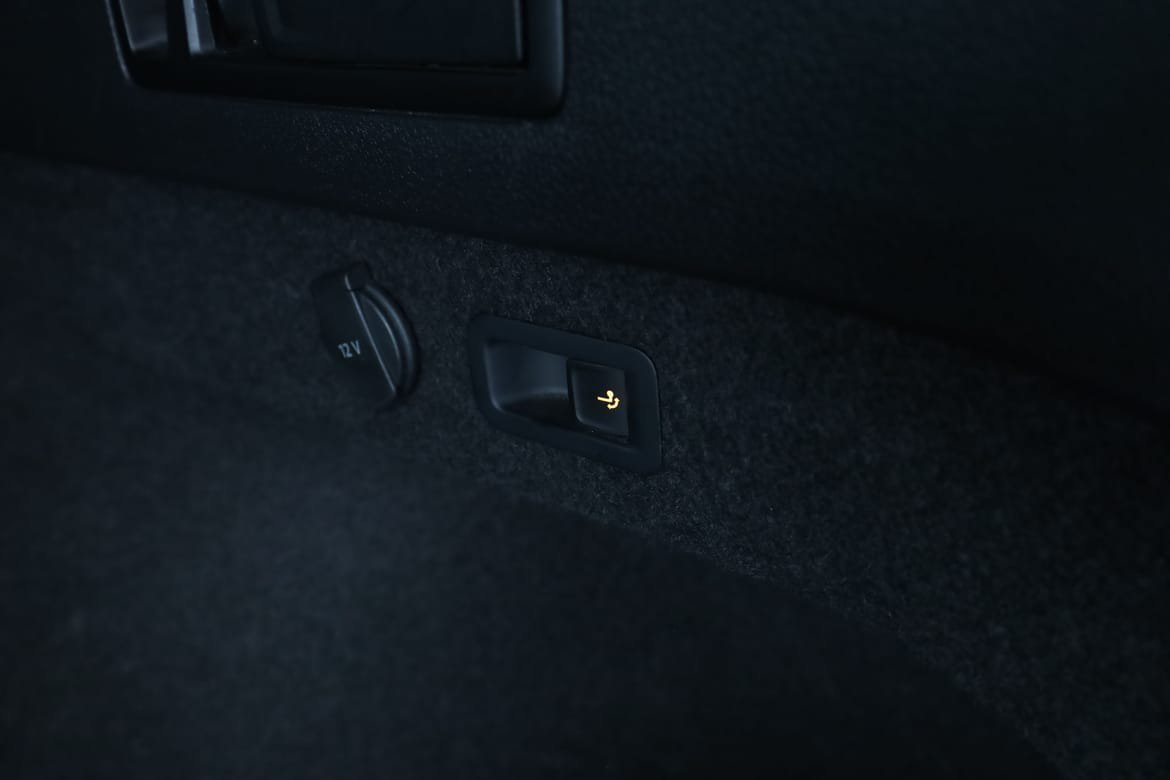 Vehicle Image 42