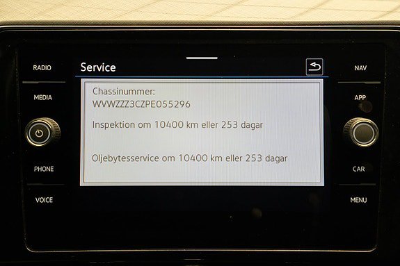 Vehicle Image 25