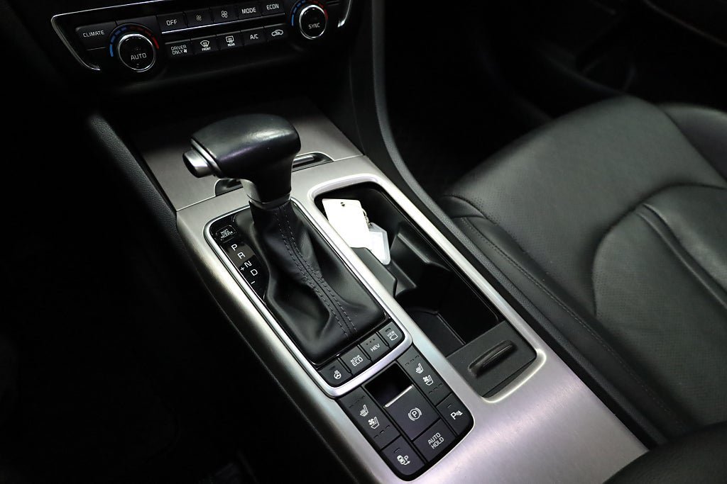 Vehicle Image 19
