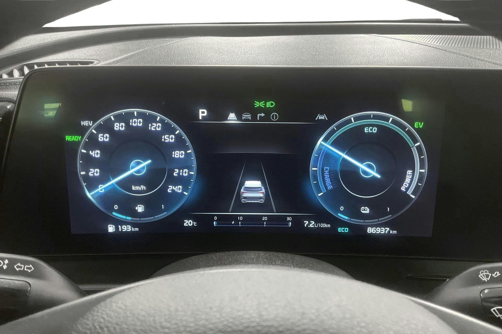 Vehicle Image 10
