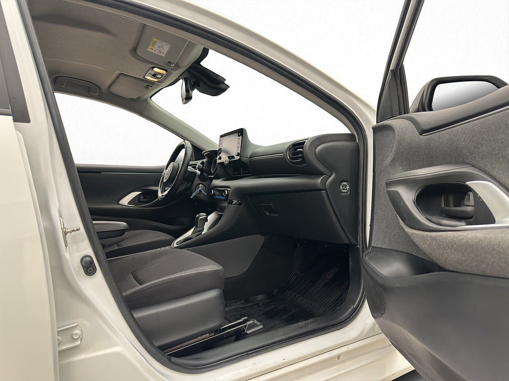 Vehicle Image 18