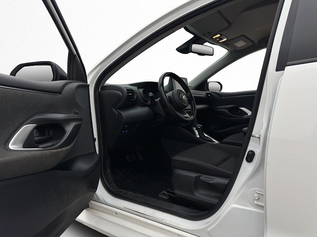 Vehicle Image 19