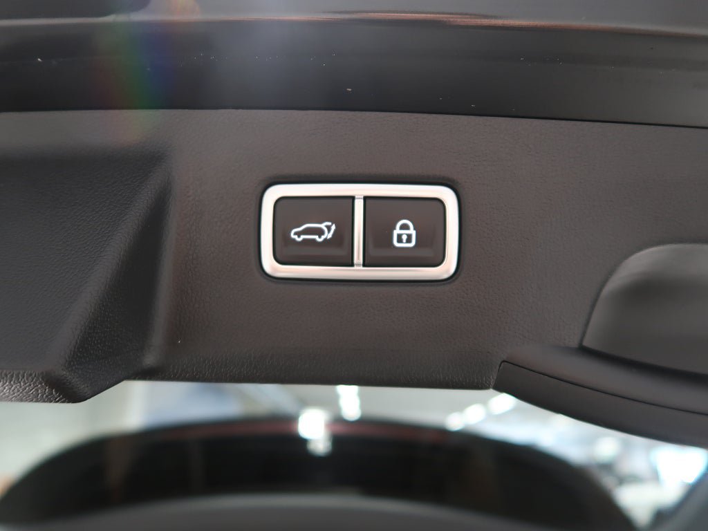 Vehicle Image 48